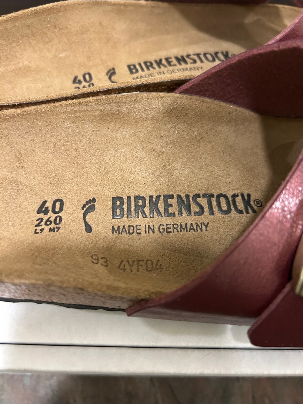 Birkenstock Catalina Grace Metallic Wine Big Buckle Sandals BRAND NEW BOX Size 9 - Picture 13 of 16